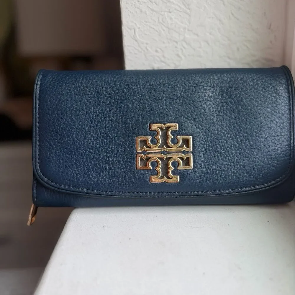 Tory Burch Britten Leather Envelope Wallet in Dark Blue and Gold EUC